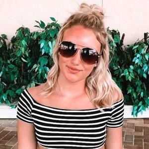 Meet your Posher, Bailey